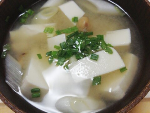 豆腐とサラダ豆の親子麦味噌汁